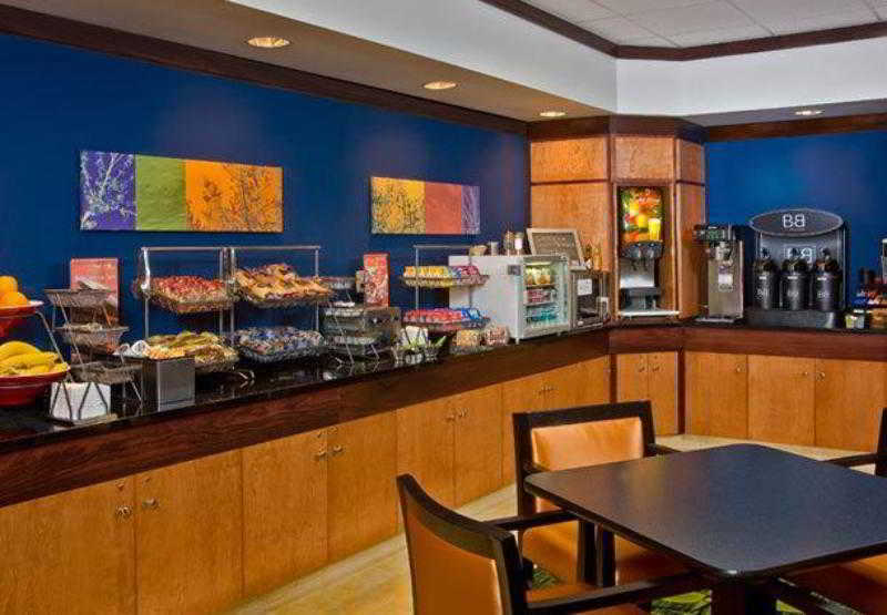 Fairfield Inn & Suites Indianapolis Avon Restaurant foto
